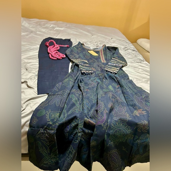 Maria. B. Winter Dress - Picture 6 of 11